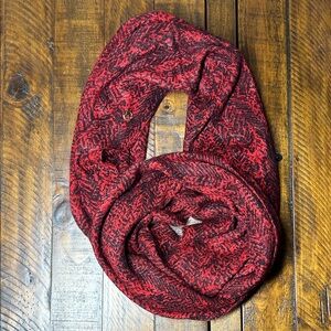 MICHAEL Michael Kors Red & Black Soft Infinite Scarf